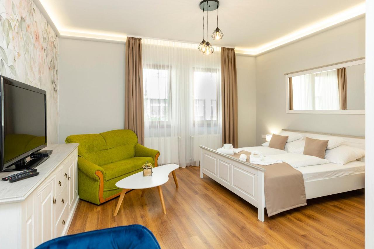 Servita Udvarhaz Eger Exterior foto