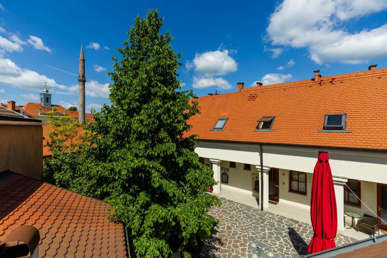 Servita Udvarhaz Eger Exterior foto